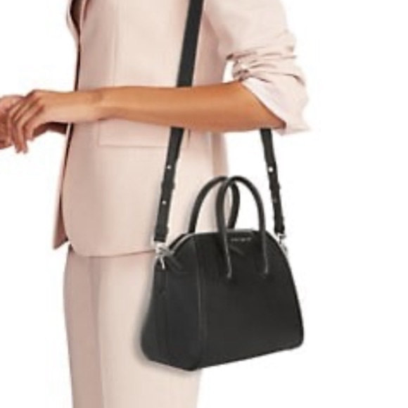 Givenchy Antigona Mini - Picture 2 of 4